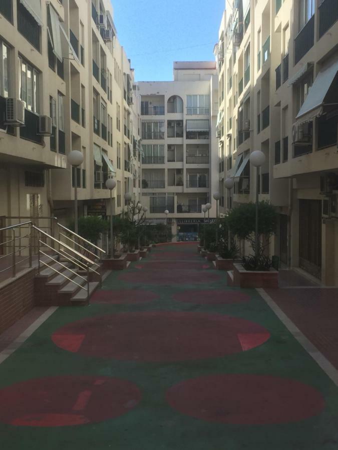 Apartamento Turistico Loyola Benidorm Dış mekan fotoğraf